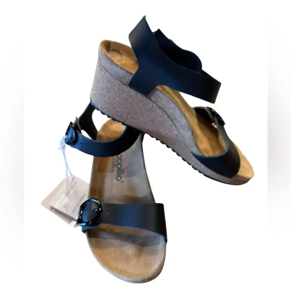 Papillio Smokey Ring Buckle  Women’s Size 9 Black and Tan Wedge Sandals NIB